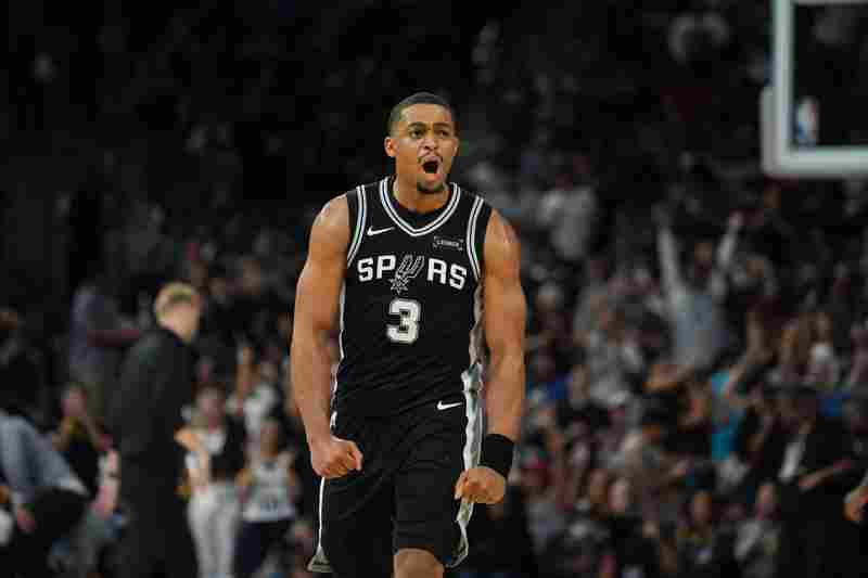 太猛了!凱爾登·約翰遜12投9中&三分5中3 高效砍下25+7