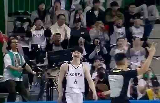 讓他打爽了!李政玹場上得意大笑 本場已經進6三分轟24分