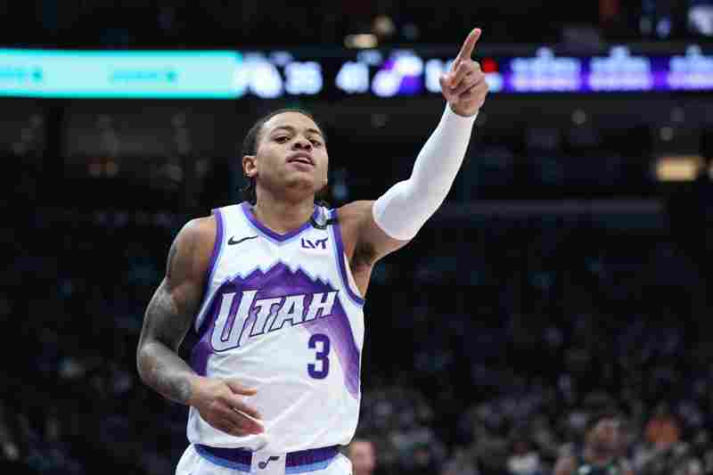 下半場18分帶隊逆轉(zhuǎn)！基昂特·喬治20中8拿下29分5板10助